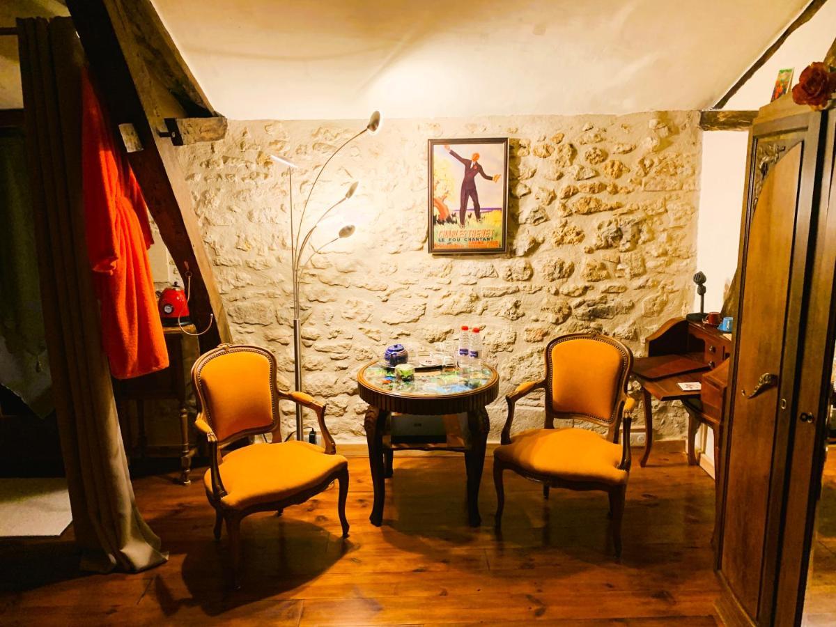 Ferme De Tayac - Charme Avec Pool Hotell Les Eyzies Exteriör bild