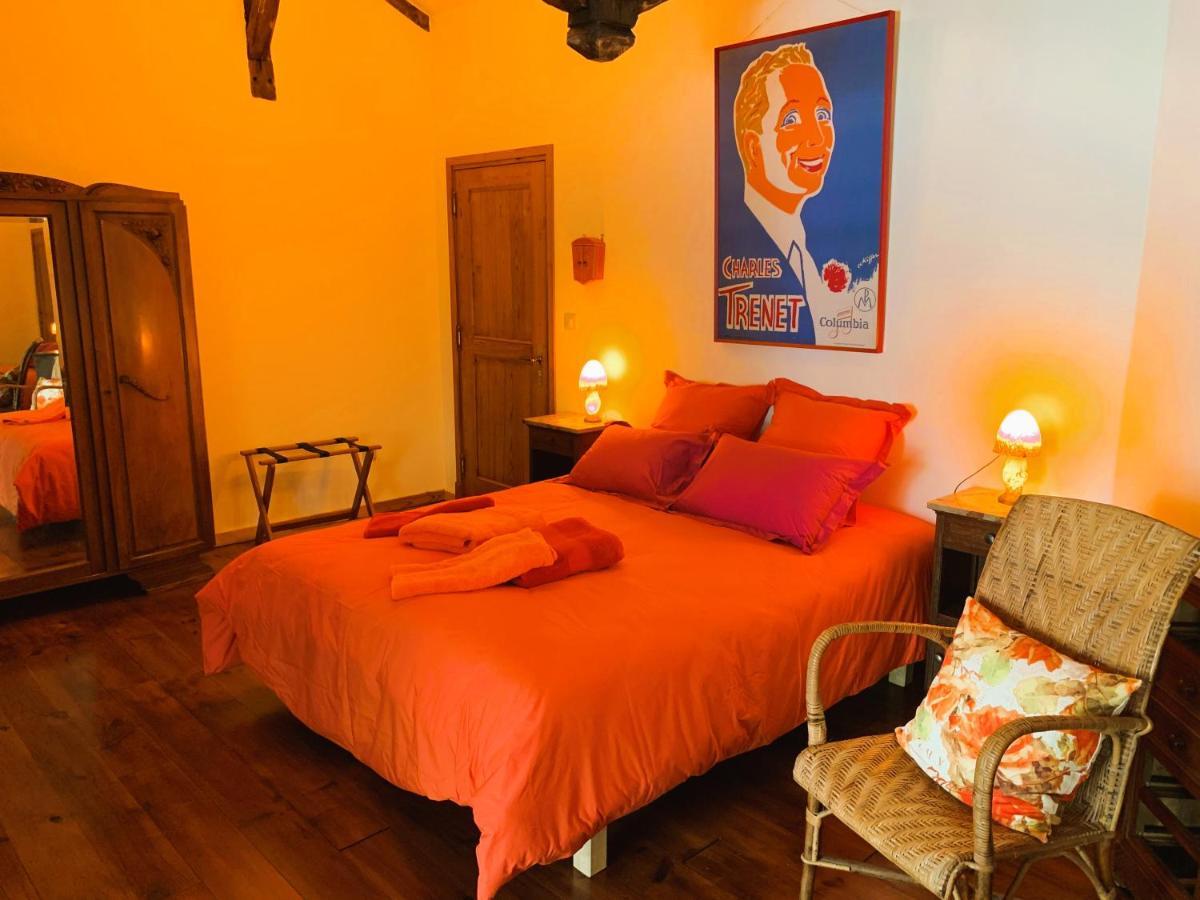 Ferme De Tayac - Charme Avec Pool Hotell Les Eyzies Exteriör bild