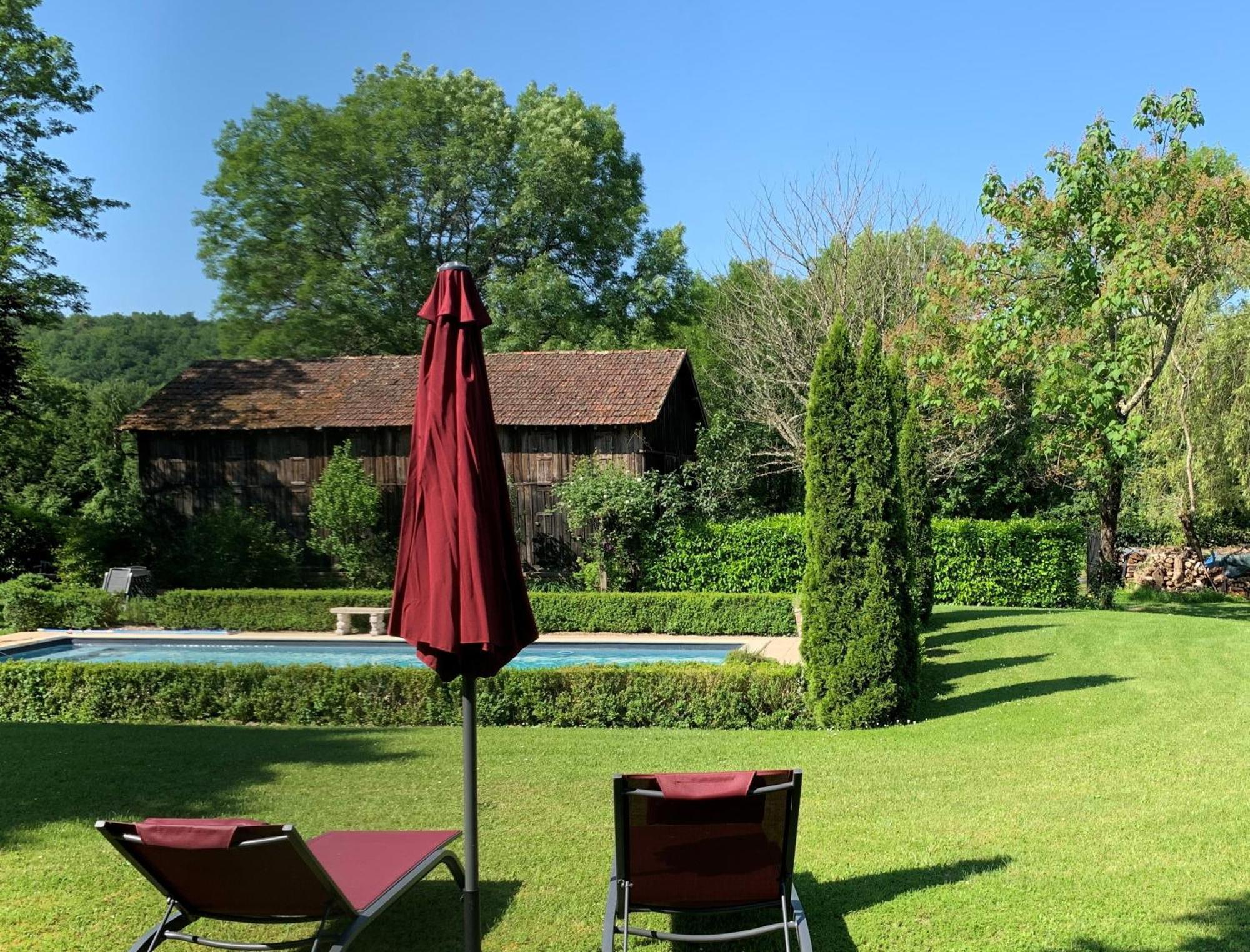 Ferme De Tayac - Charme Avec Pool Hotell Les Eyzies Exteriör bild